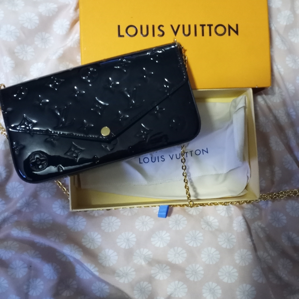 Black Monogram Louis Vuitton Crossbody Clutch